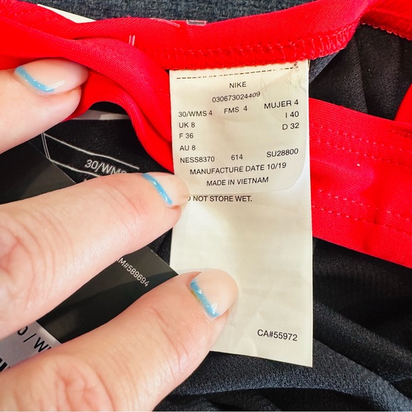 Nike Red One Piece Racerback Competitive Swimsuit size 4 (or size 30) NWT - Picture 9 of 12